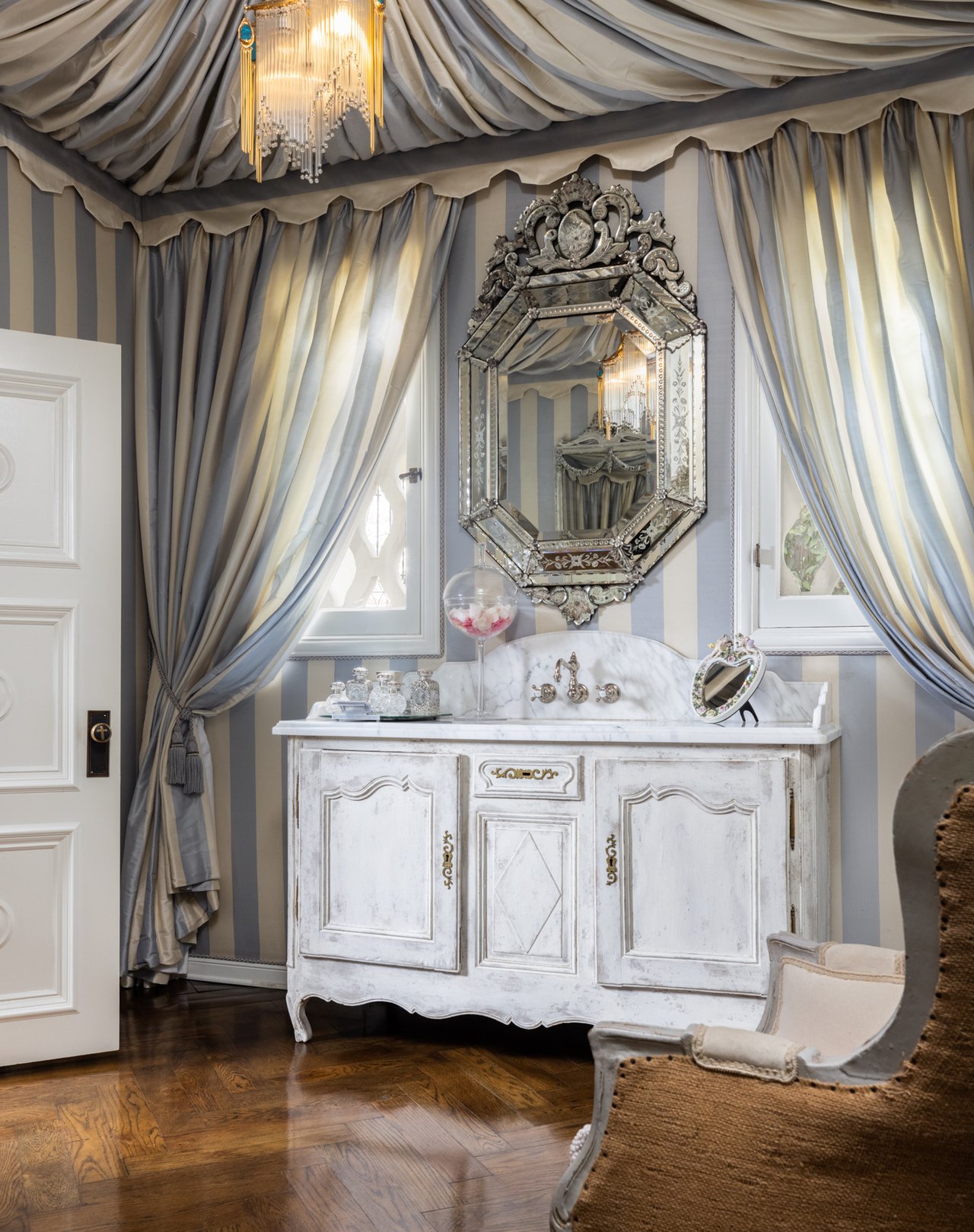 501 S Hudson Ave, Hancock Park