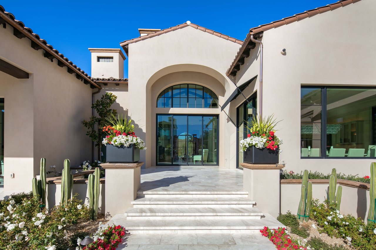 10927 E Windgate Pass Drive, 1519