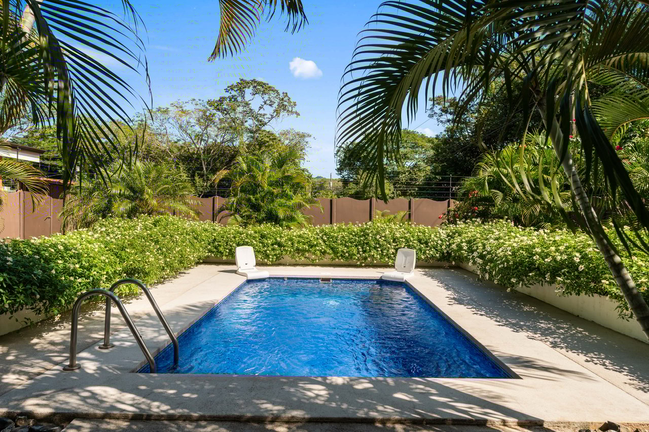 Casa Suerte | Modern 2-Bedroom Tropical Home with Pool Near Playa Potrero and Flamingo Marina