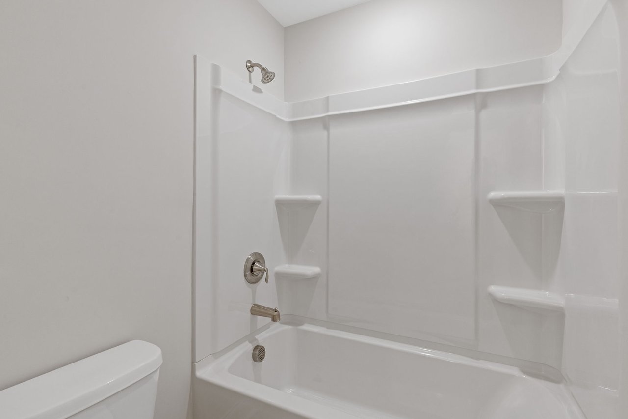 78 Radiant Ct