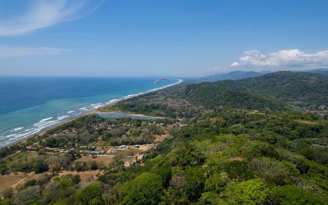 Playa Dominical and Southern