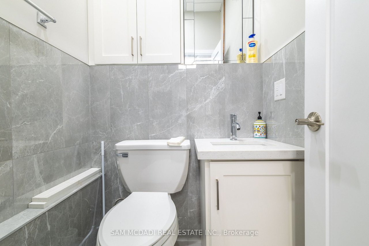 3465 Rebecca St, #202