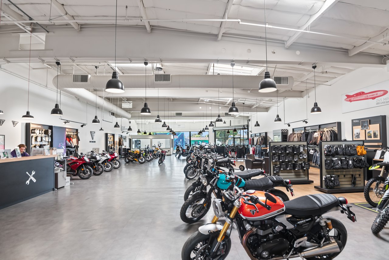 2 AUTO DEALERSHIP BUILDINGS FOR SALE
