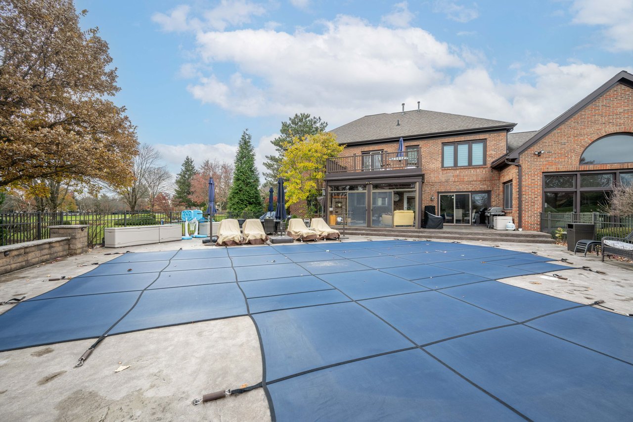 7323 Country Club Ln