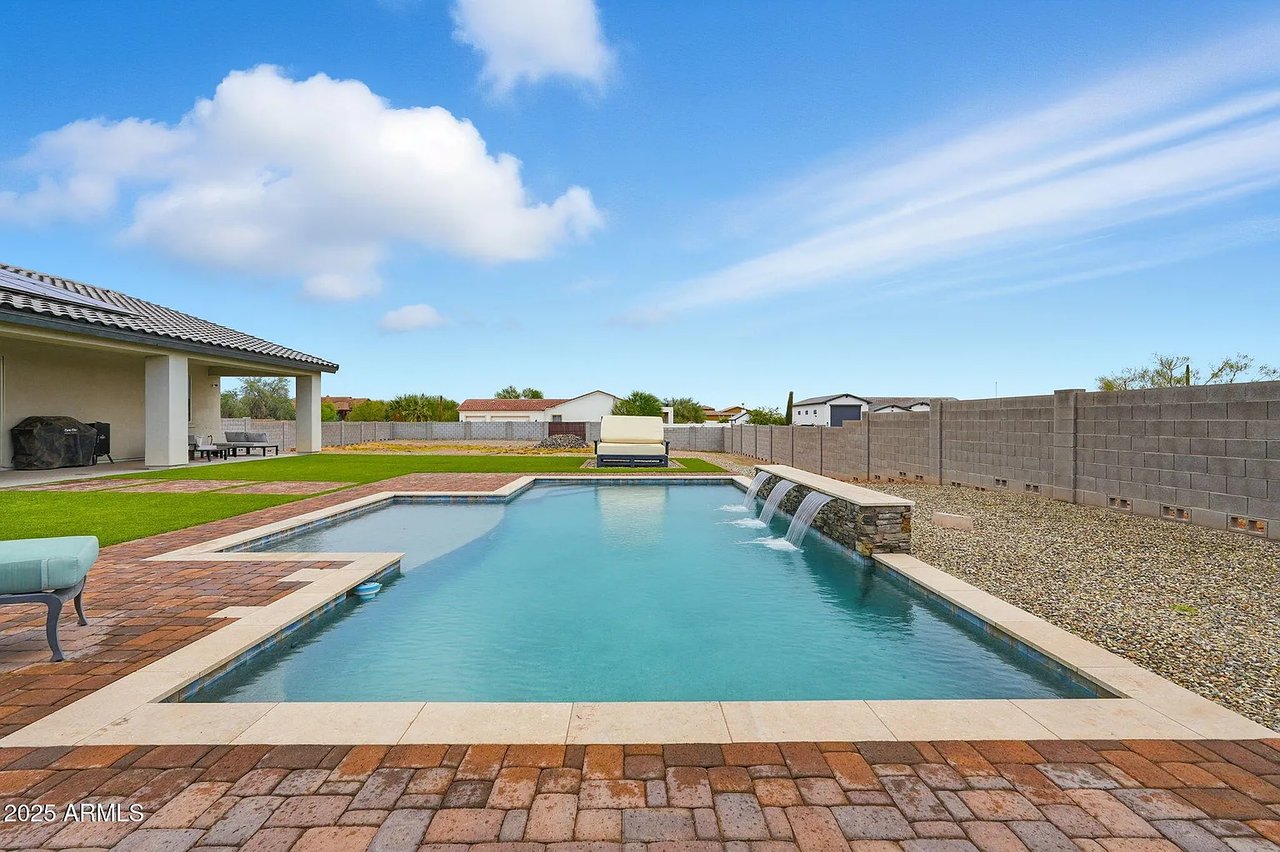 15315 W PEAKVIEW Road