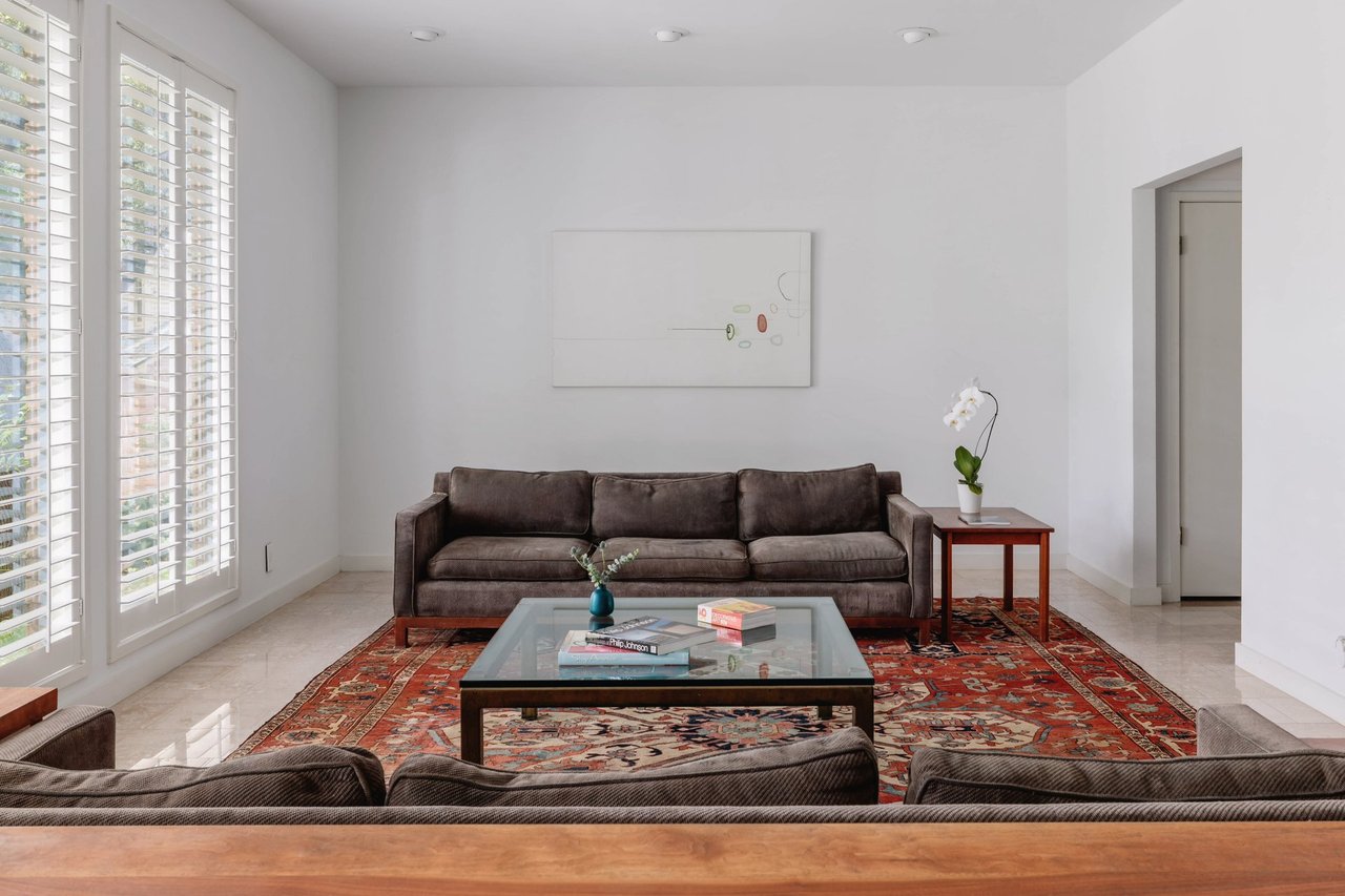 3304 Cherry Tree Circle