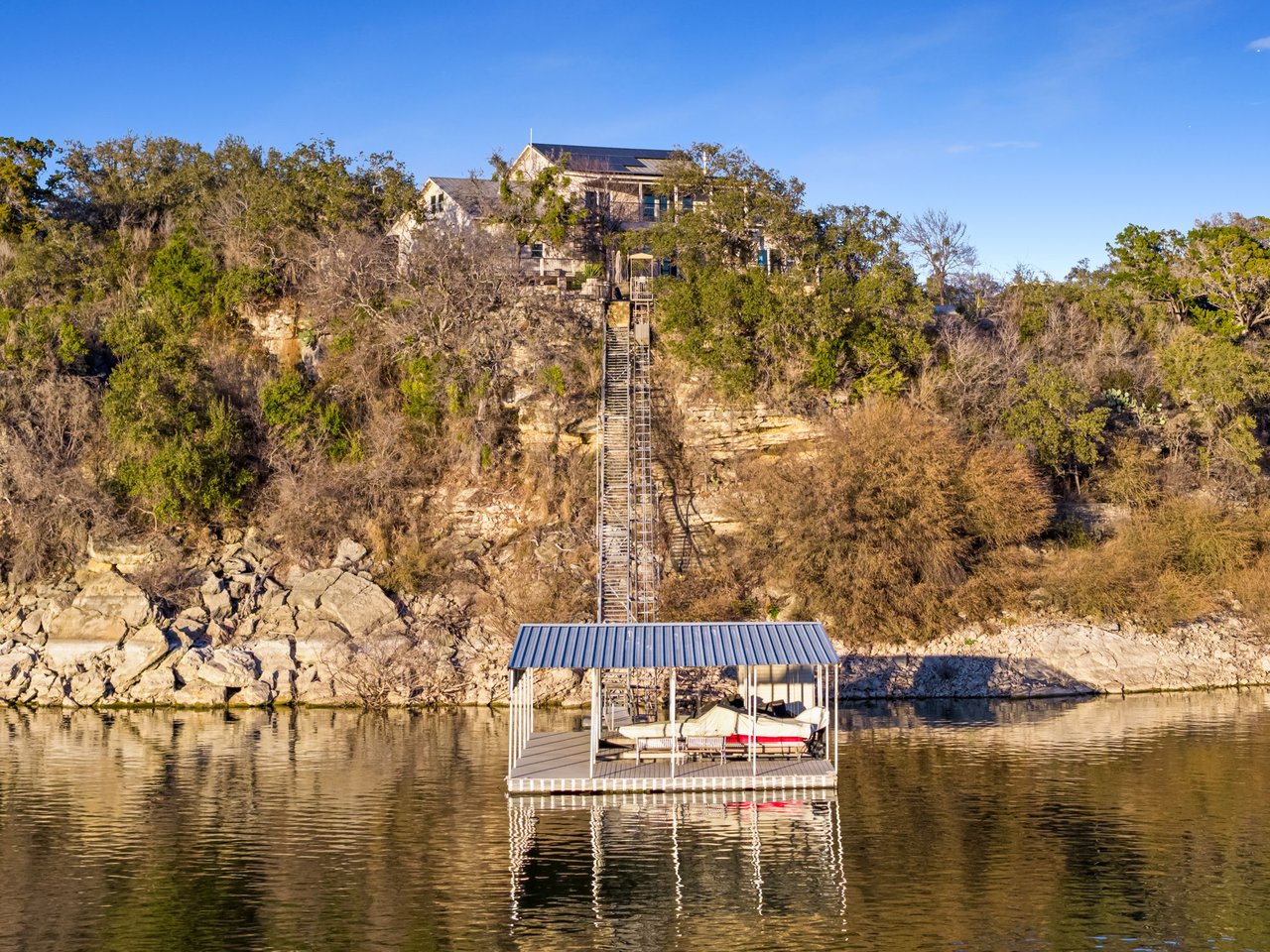 4300 Travis Peak Trail