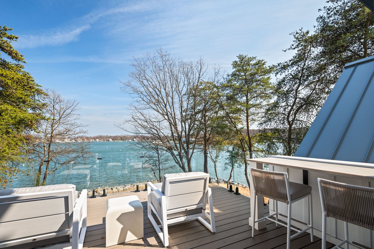 ANNAPOLIS WATERFRONT HOME | LAKE OGELTON WATERFRONT WITH CHESAPEAKE BAY ACCESS