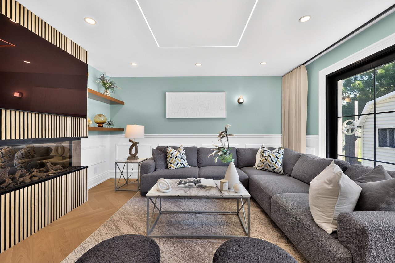 1162 Fleet St