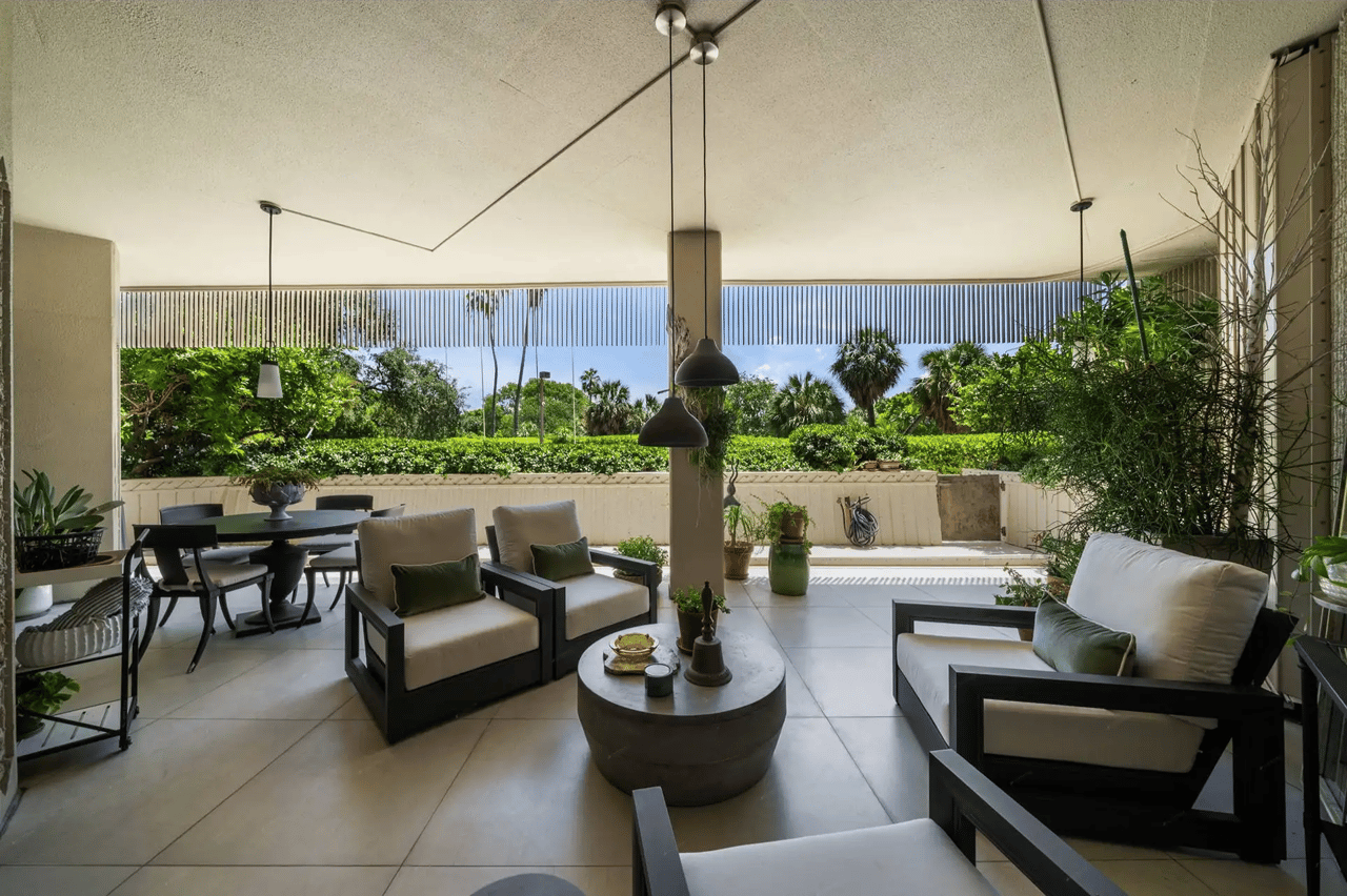 2901 S Bayshore Drive # 1B