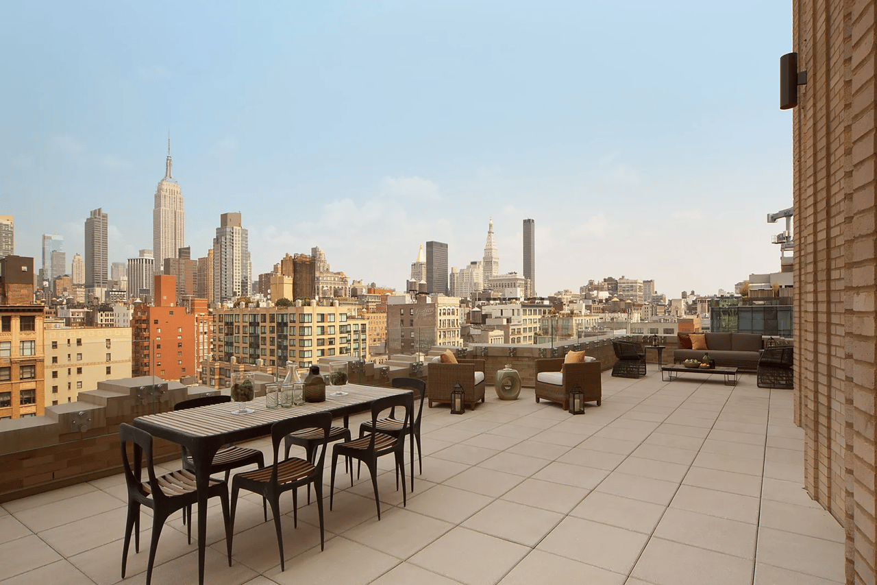 212 West 18th Street #8C