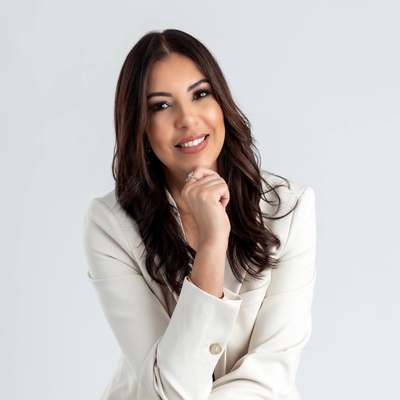 Eliane Longhi Short Hills, NJ Real Estate Agent Headshot