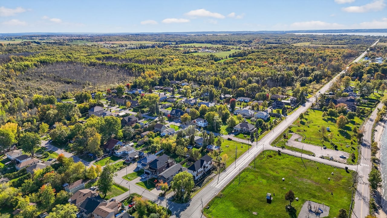 802 Willowview Rd, Georgina