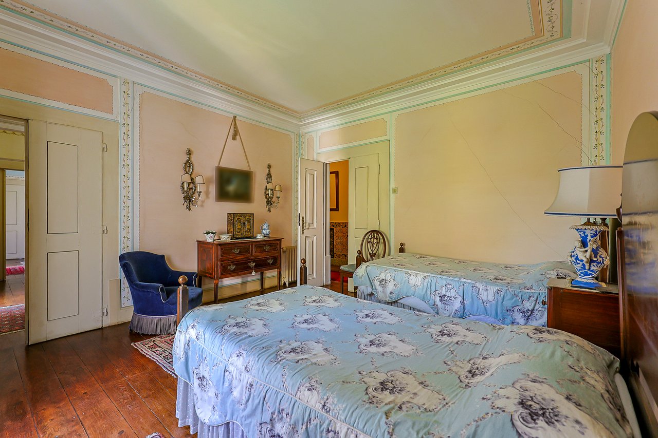 Magnificent 17th-Century Palace with  76,400 m² Estate Near Coimbra