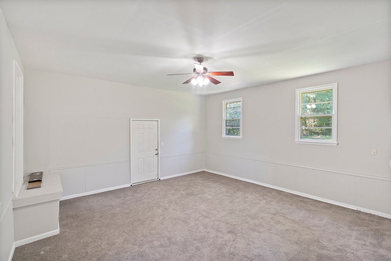 4 Bedrooms!! MADISON CITY SCHOOLS!!!