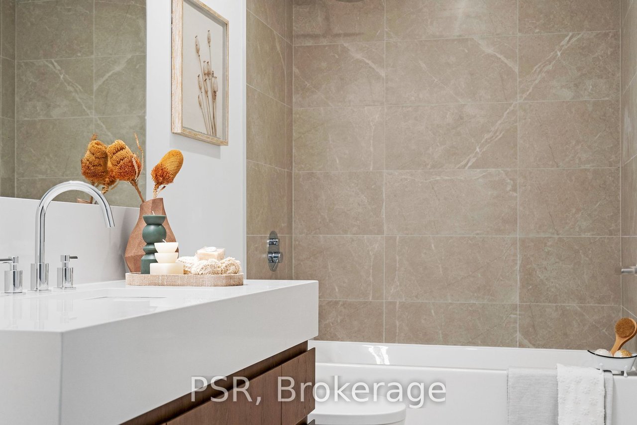 KEEWATIN PARK RESIDENCES 