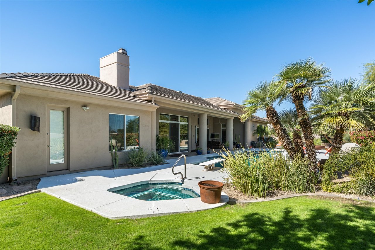 7124 E FOOTHILL Drive