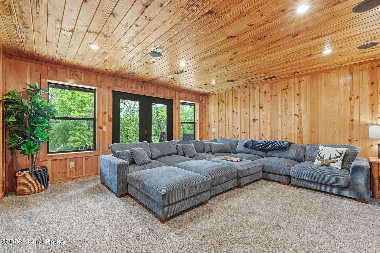 29 River Run Ln