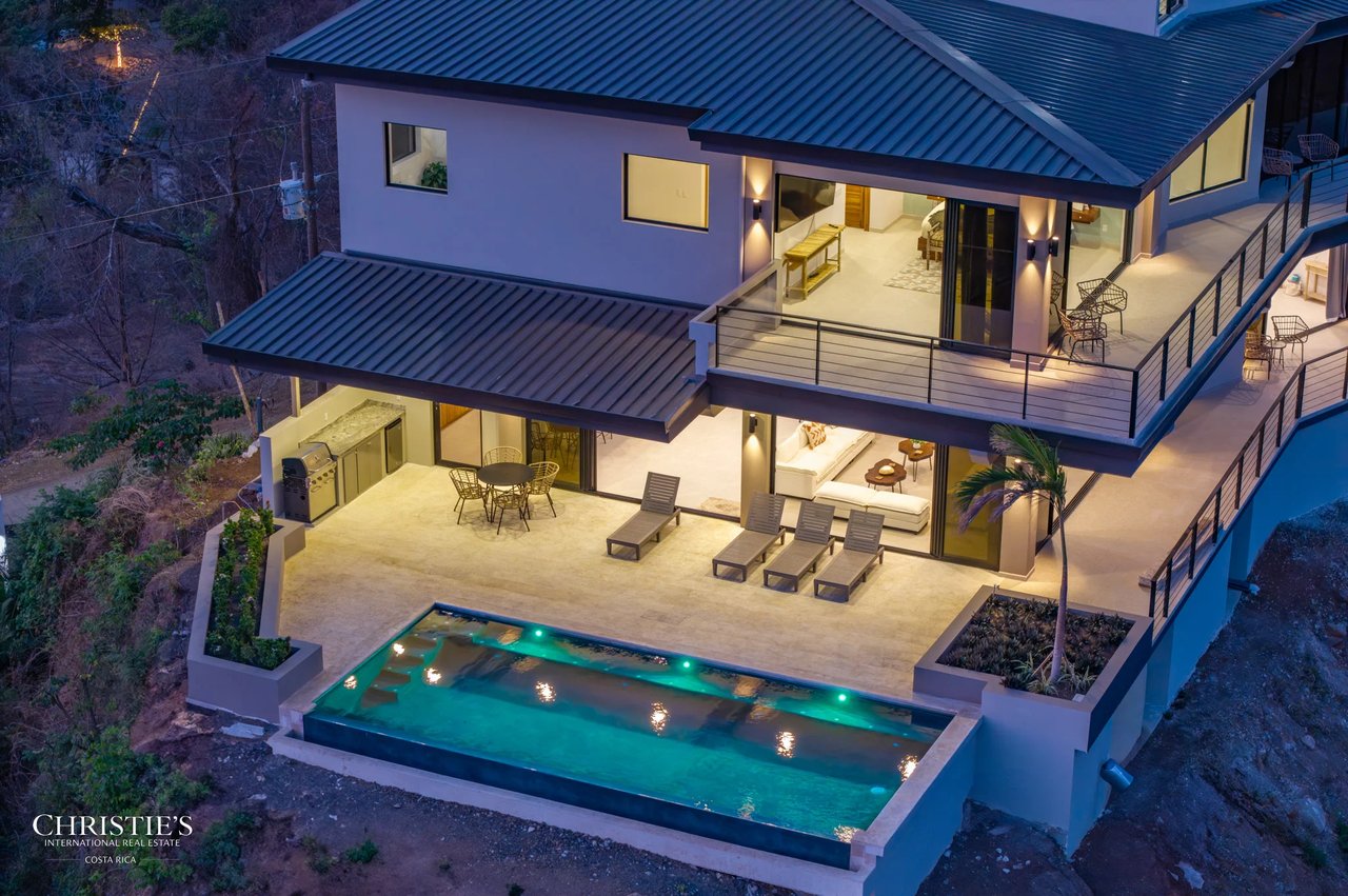 Casa Vista Escondida