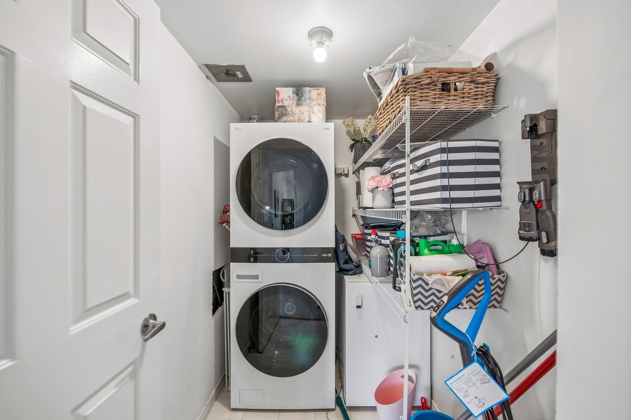 1818 Bayview Avenue #605