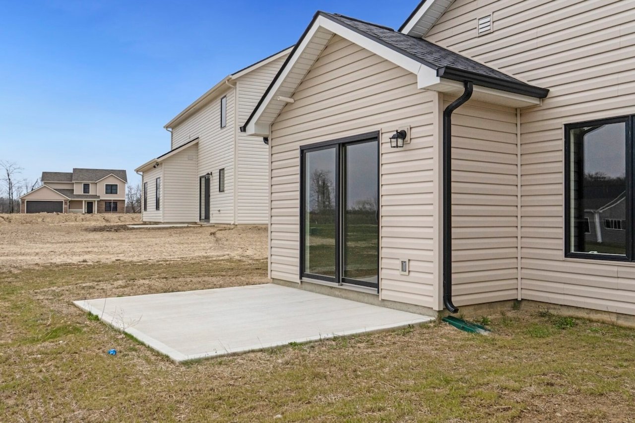 111 Sunset Dr