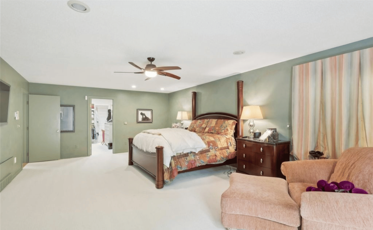 3637 Som Center Rd