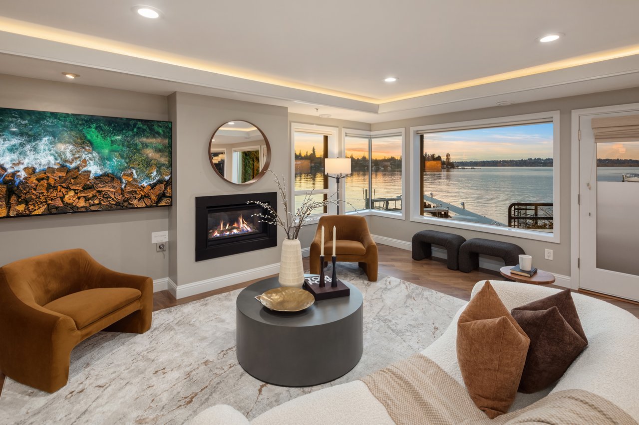 4511 Lake Washington Boulevard NE Unit: 2