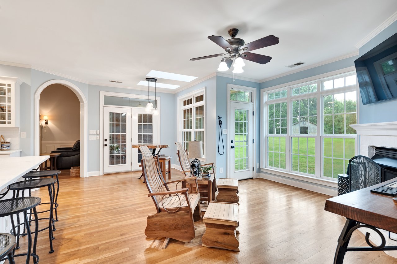 1095 CULBREATH RD