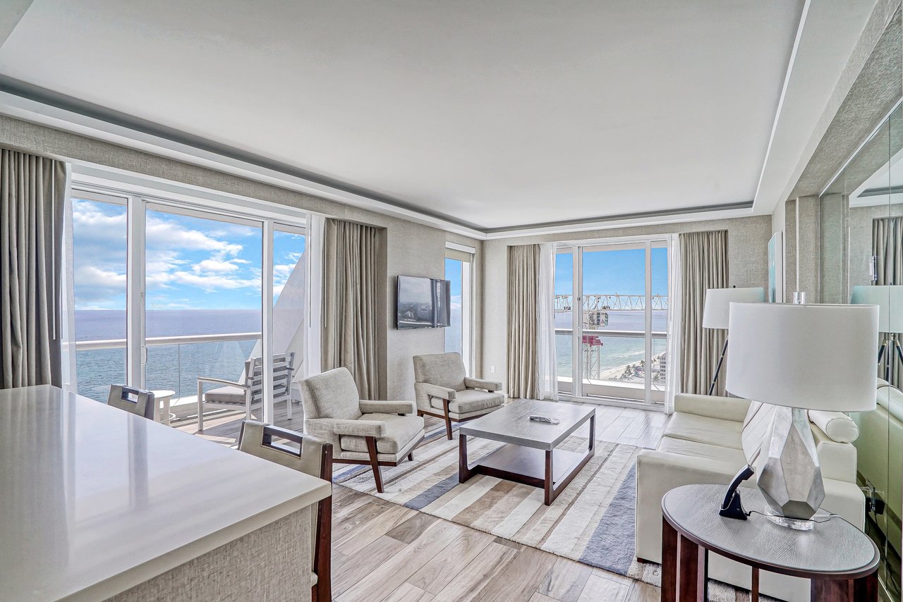 The Ocean Resort Residences (Conrad Fort Lauderdale Beach)