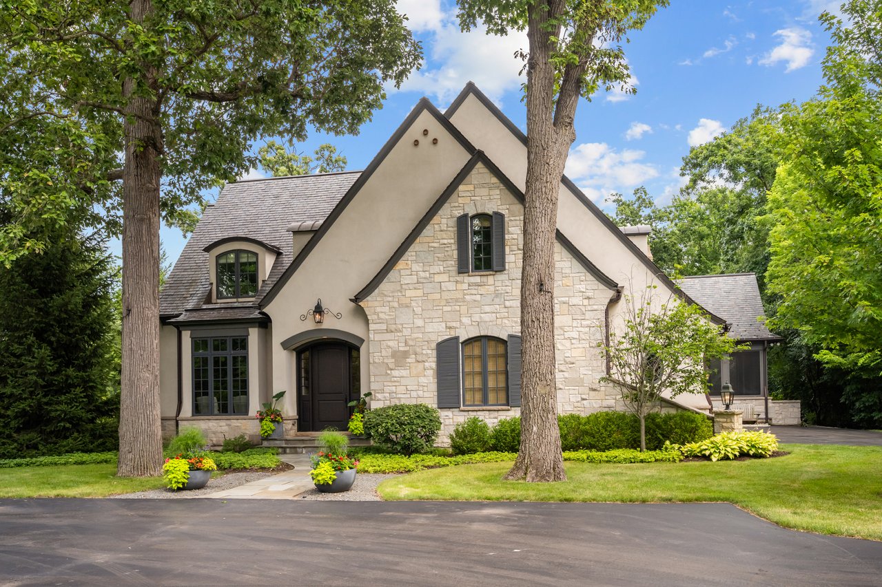 569 Briar Ln