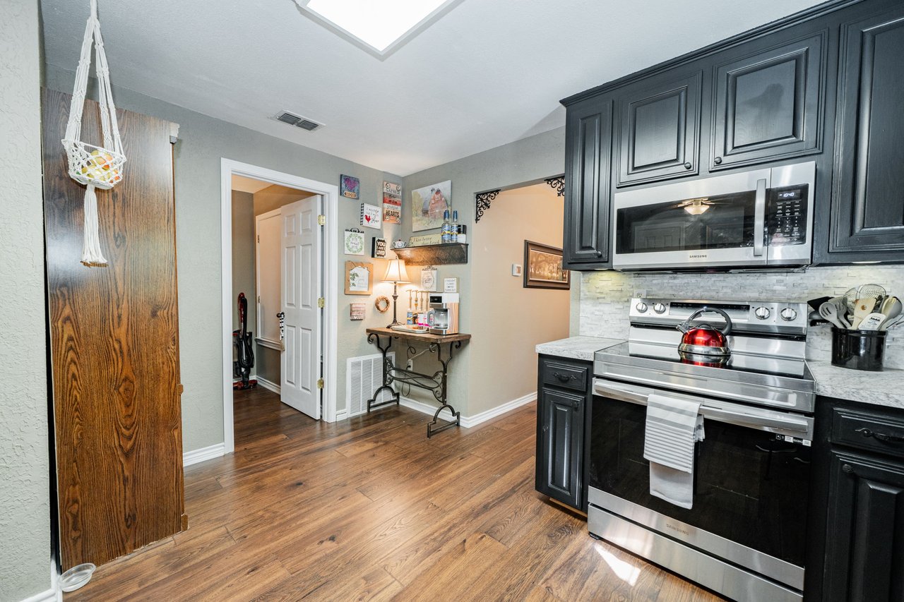 A Ben Wheeler Country Home & Land Dream!