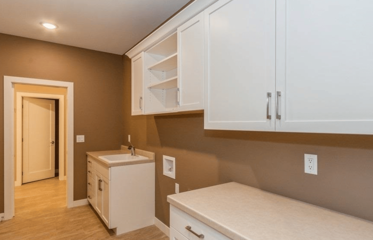 2844 Buckle Down Circ
