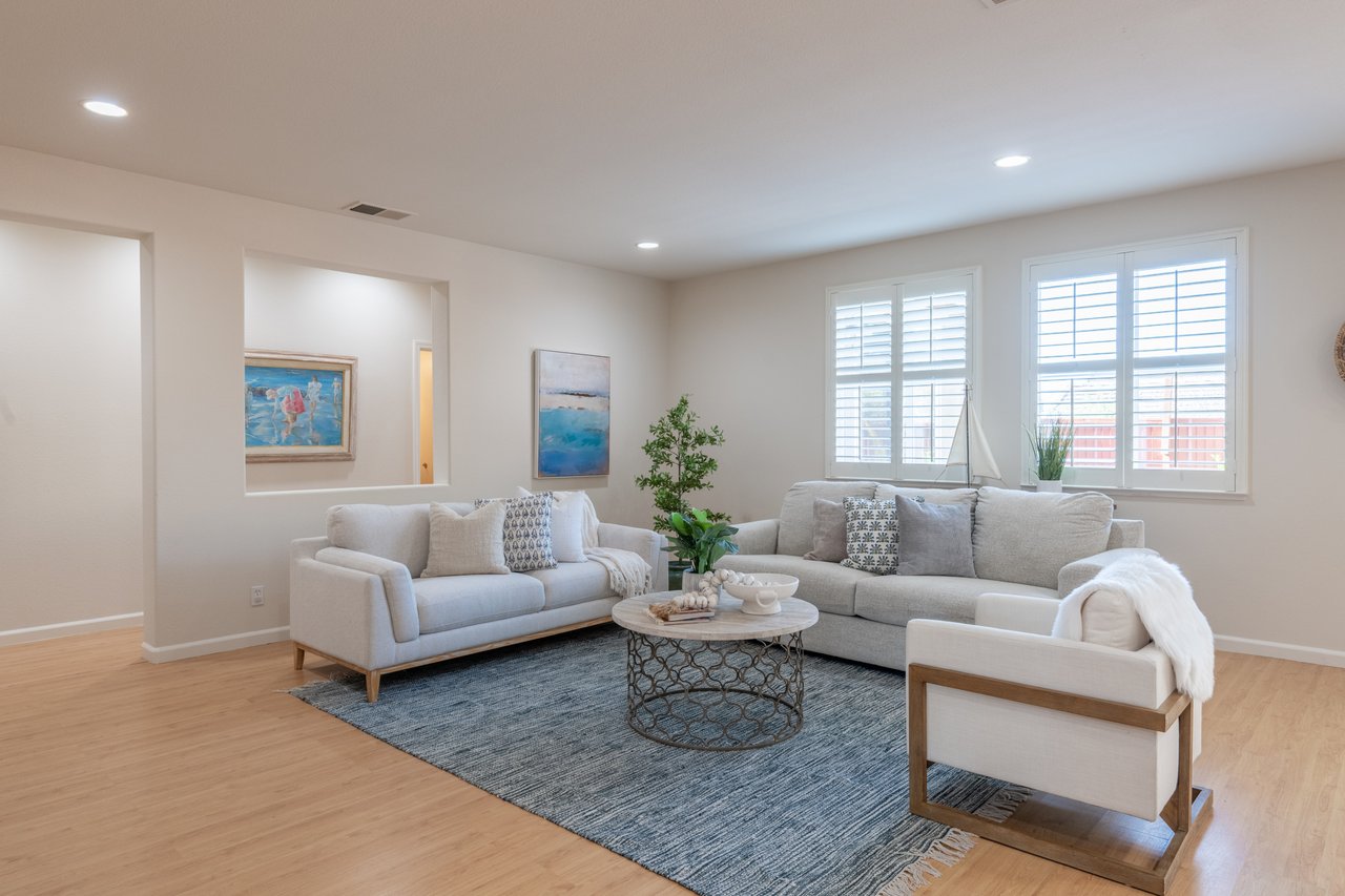 4750 Sea Crest Drive