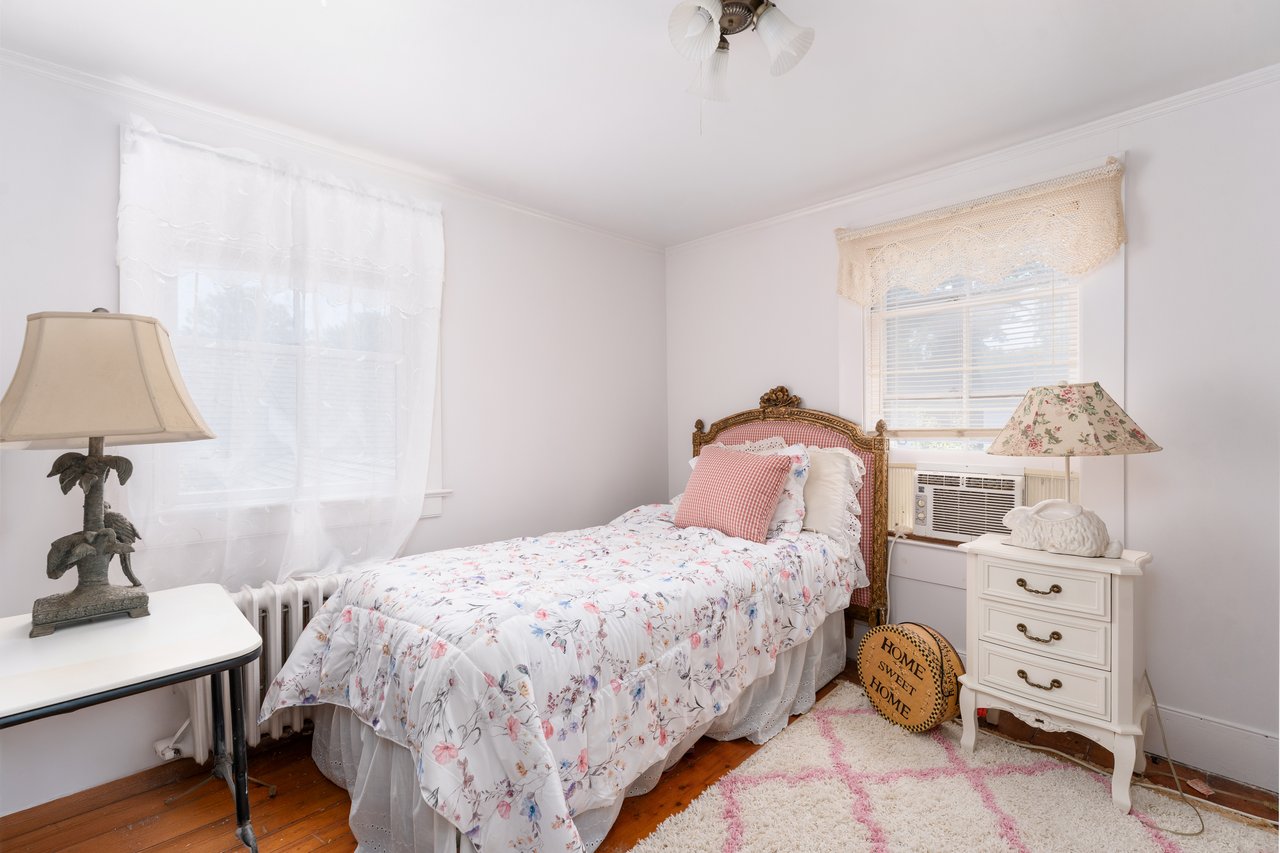 93 Buell Lane, East Hampton