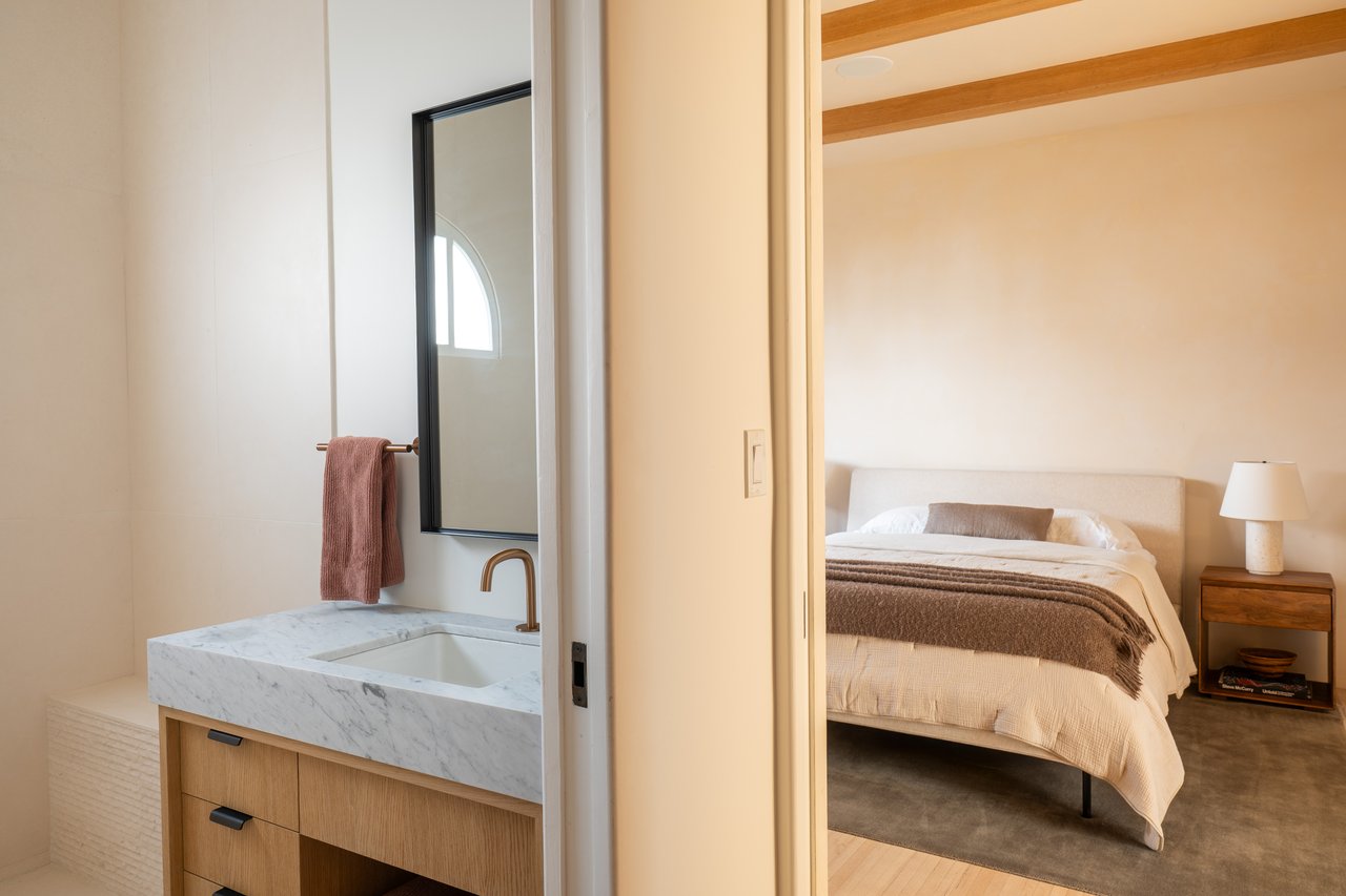 330 N Arden Blvd, Hancock Park