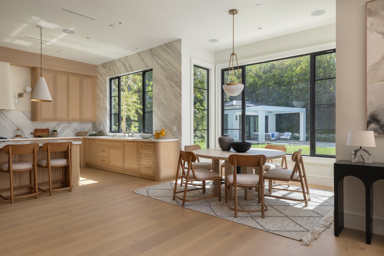 415 N Cliffwood Ave, Brentwood