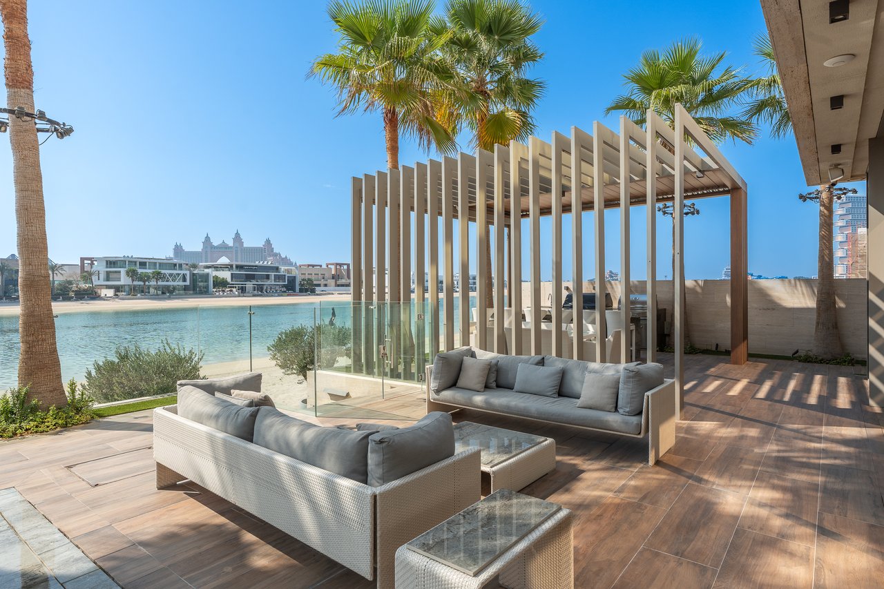 Signature Villas Frond G