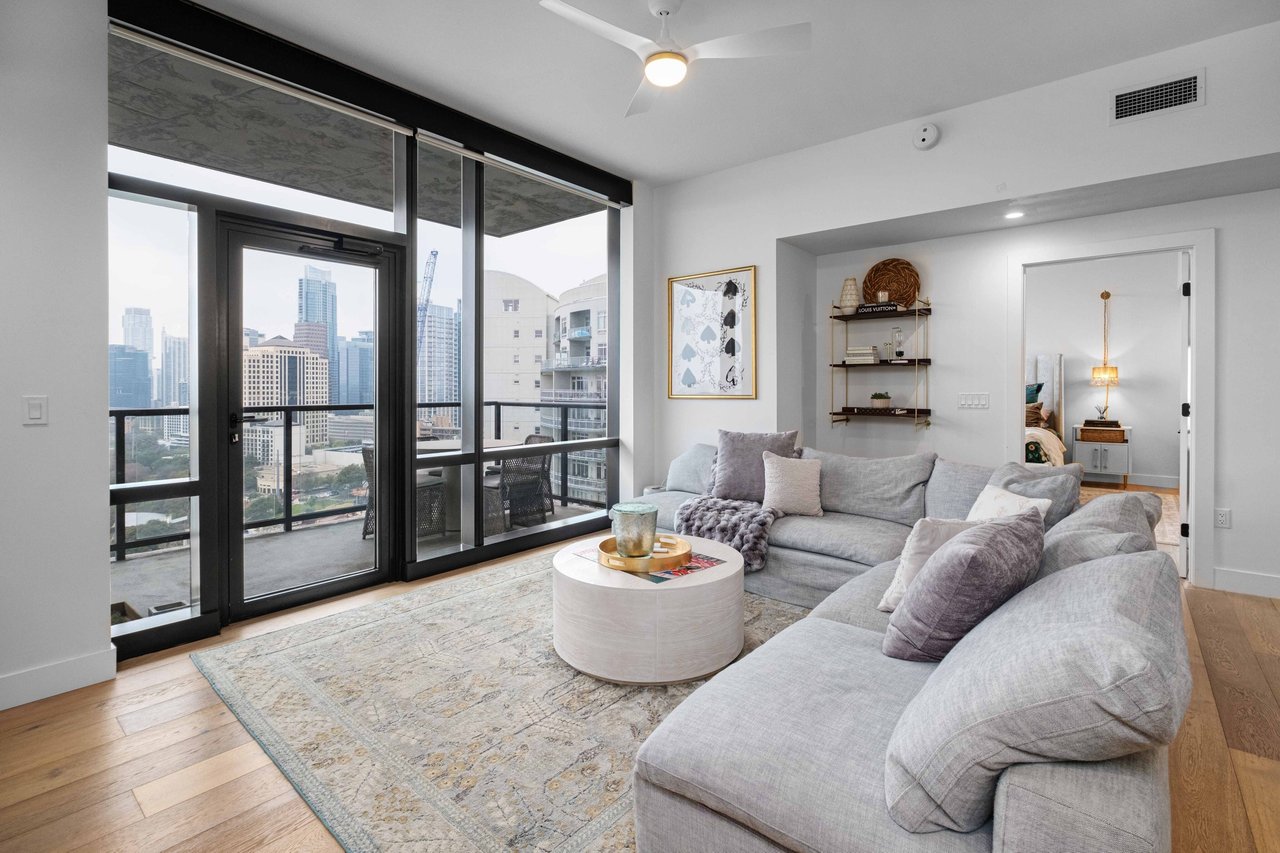 70 Rainey Street #1706