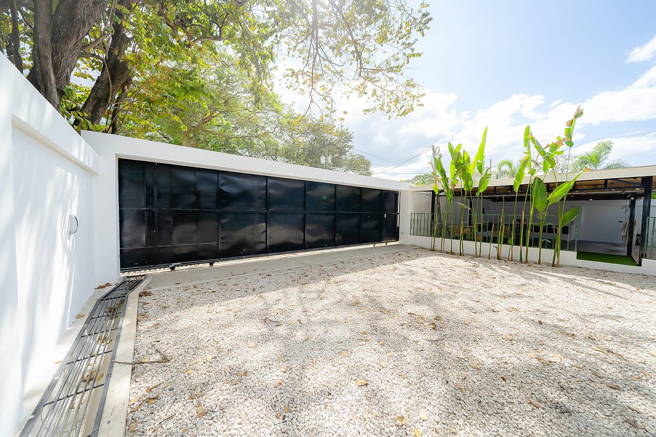 Casa Daniel | Modern Remodeled Duplex Just 500m from the Beach in Playa Potrero!