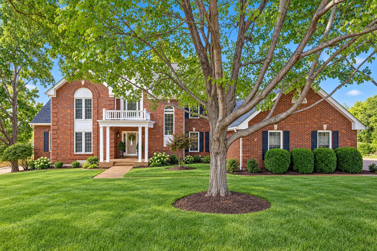 612 Roundstone Drive
