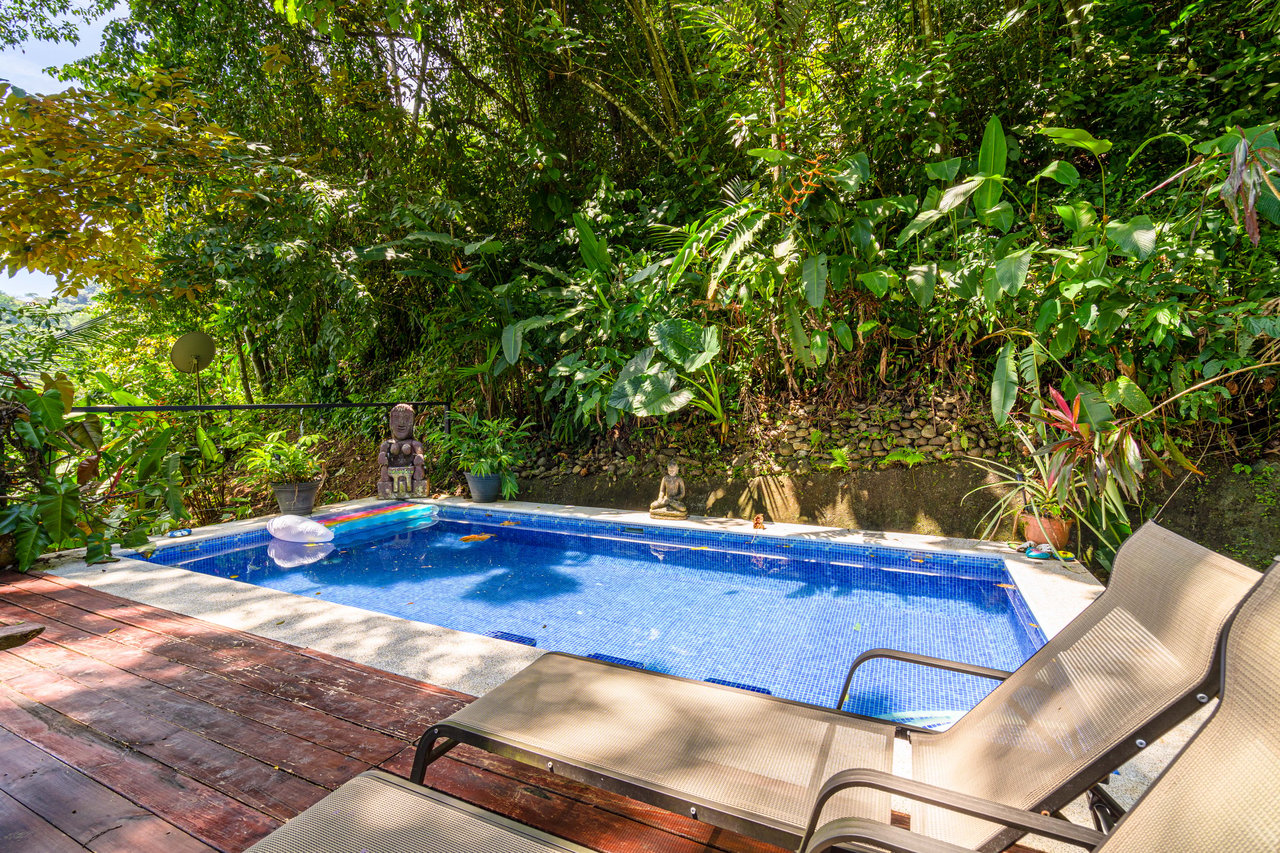 0.15 ACRES – 2 Bedroom Artistic River Home In The Rainforest!!!
