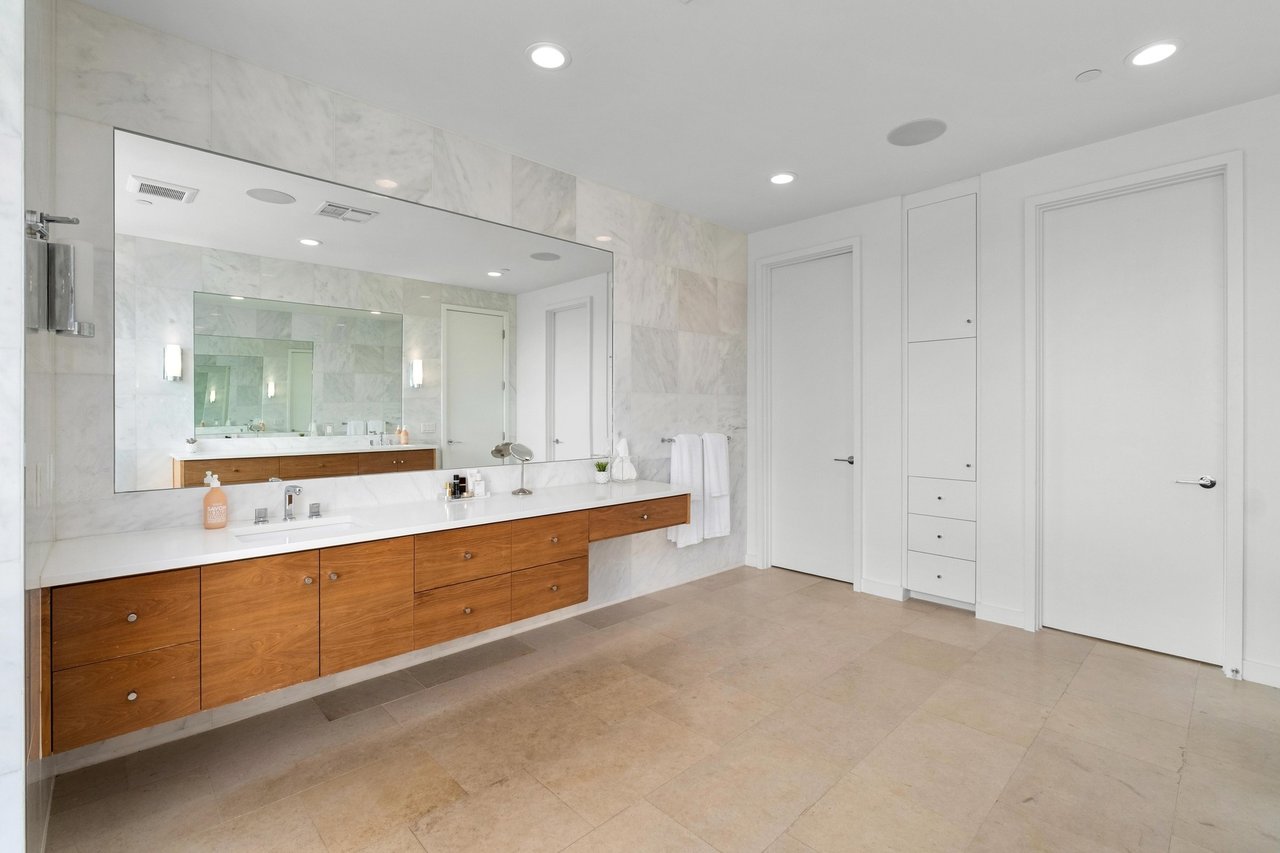 203 Wildcat Hollow and 100 Redbud Trail