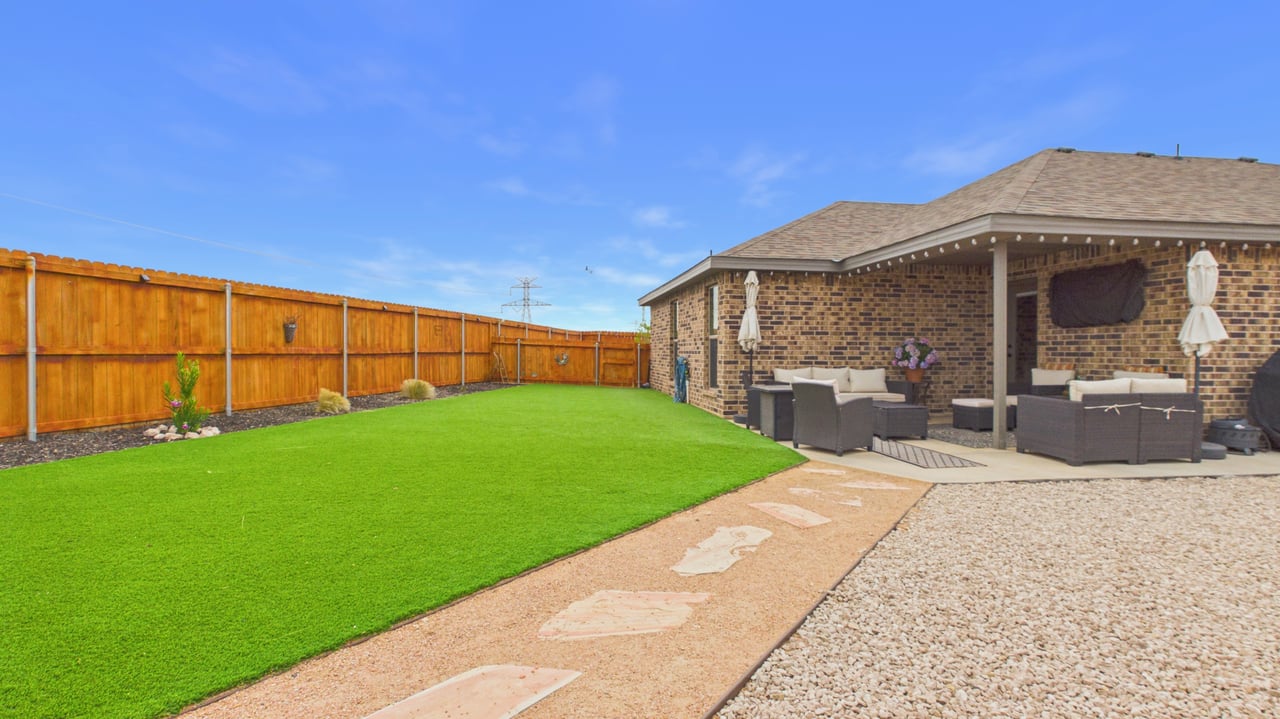 6108 Purtis Creek