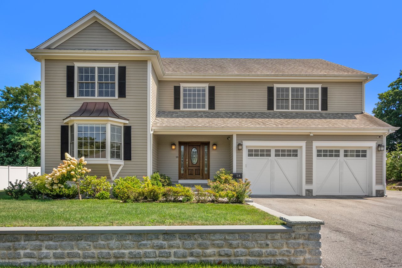 18 Patton Rd, Wellesley