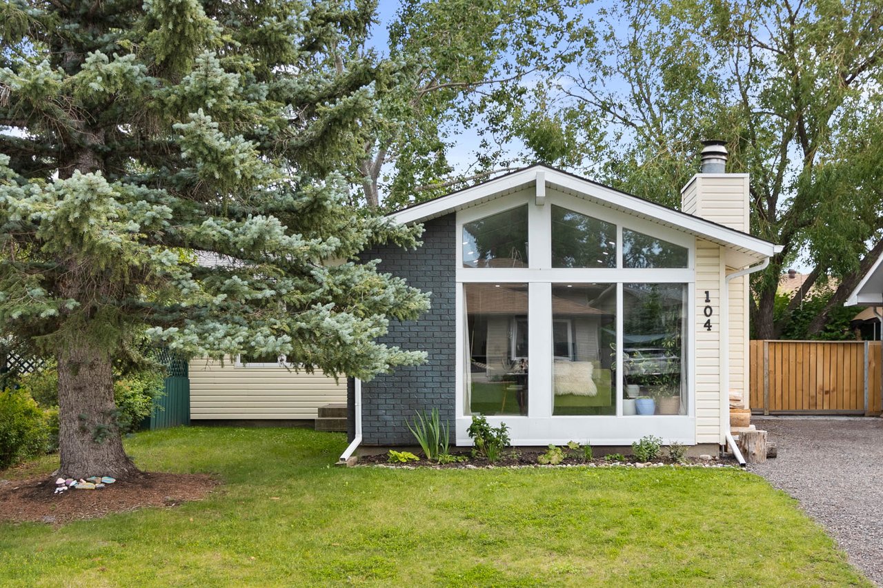 104 Thorson Crescent