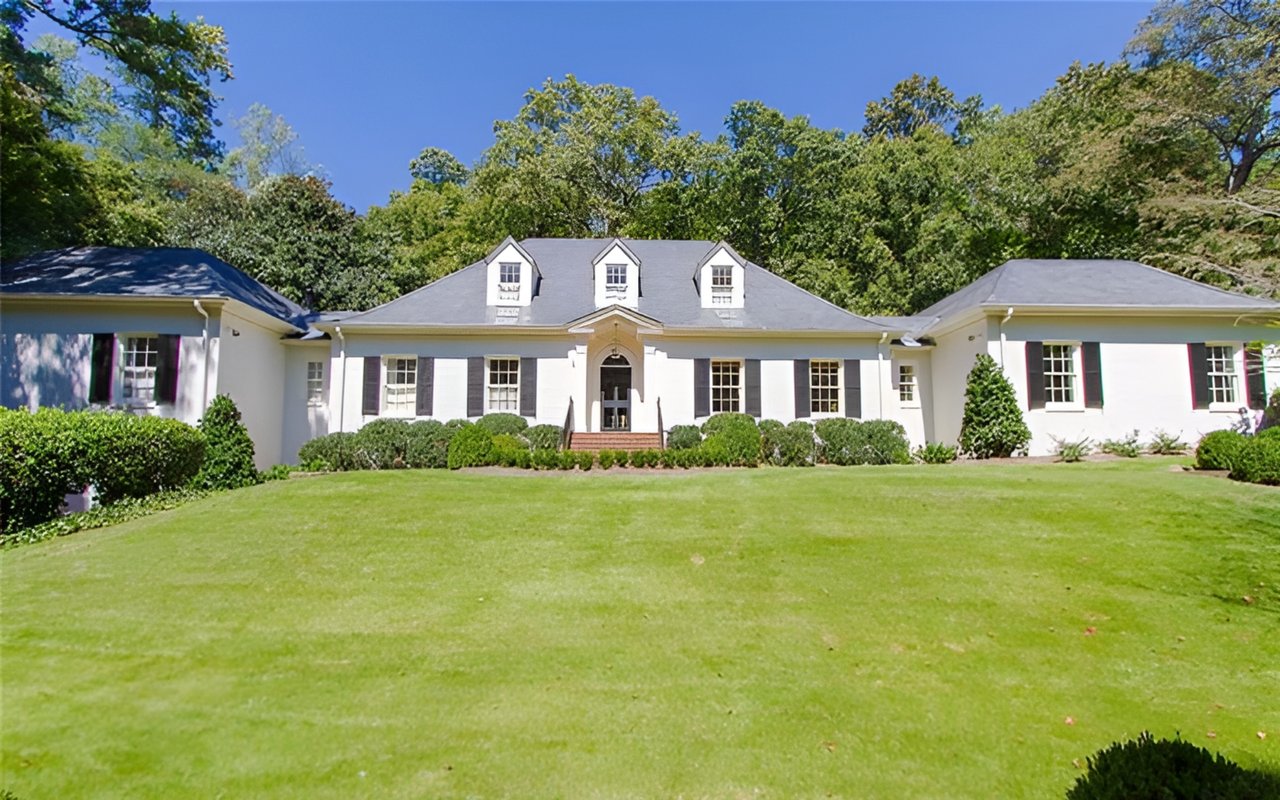 Check Out Dorsey Alston’s New Atlanta Luxury Home Listings for the Week!