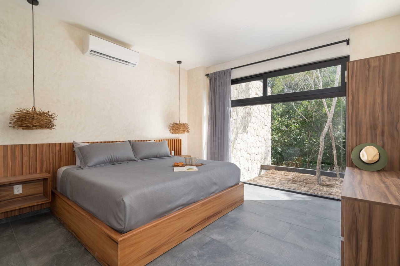 Villa 11  |  4 Bedroom with Large  Pool  in 12 O’Clock Tulum