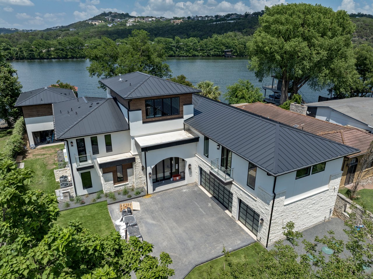 1748 Channel Road