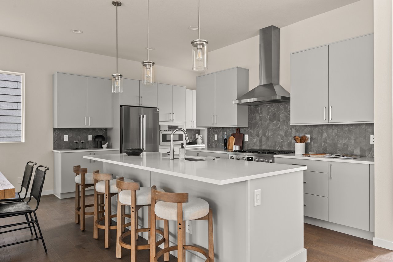 Fusion 1C - Finished Basement & 2-1 Buydown Included