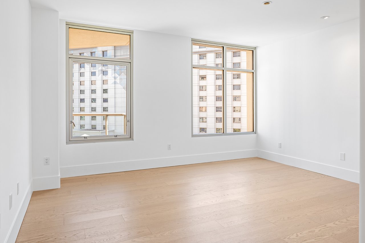 2402 E ESPLANADE Lane 604